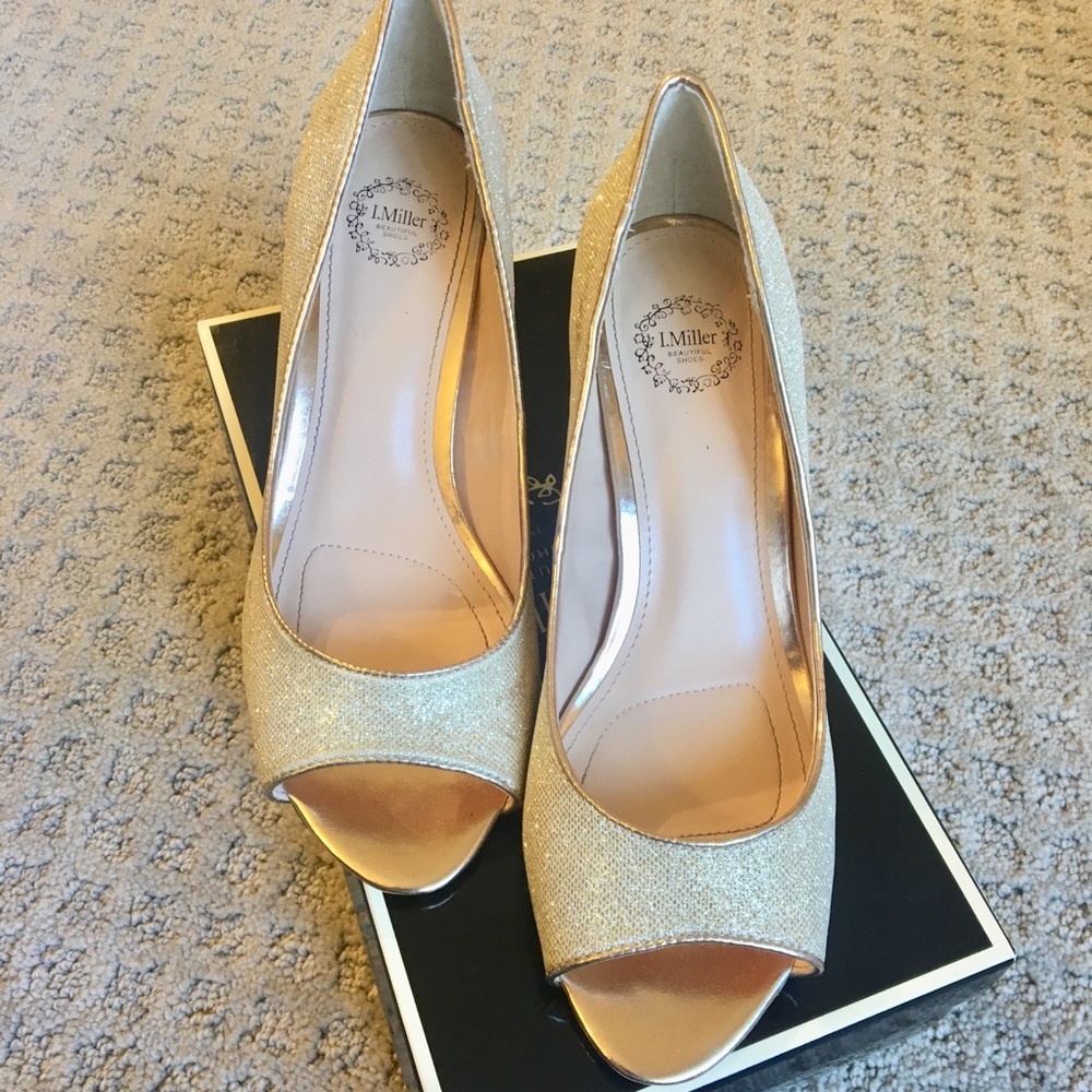 I Miller gold open toe heels